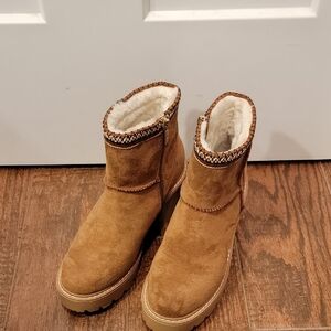 C&C California Tan and White Boots